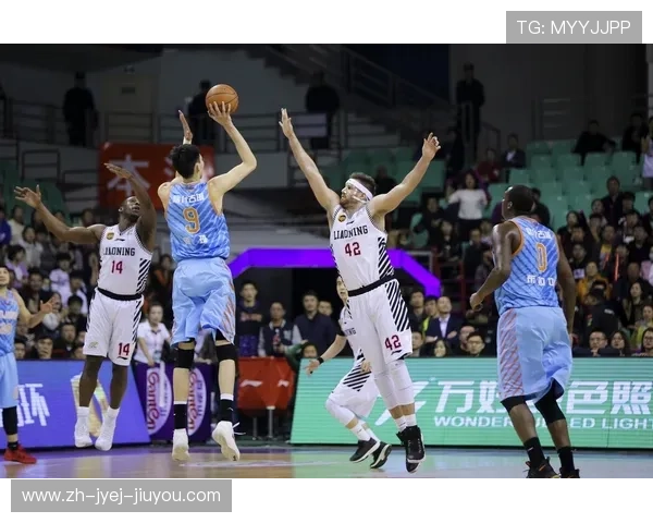 CBA篮球与足球赛事区别及交叉误解分析